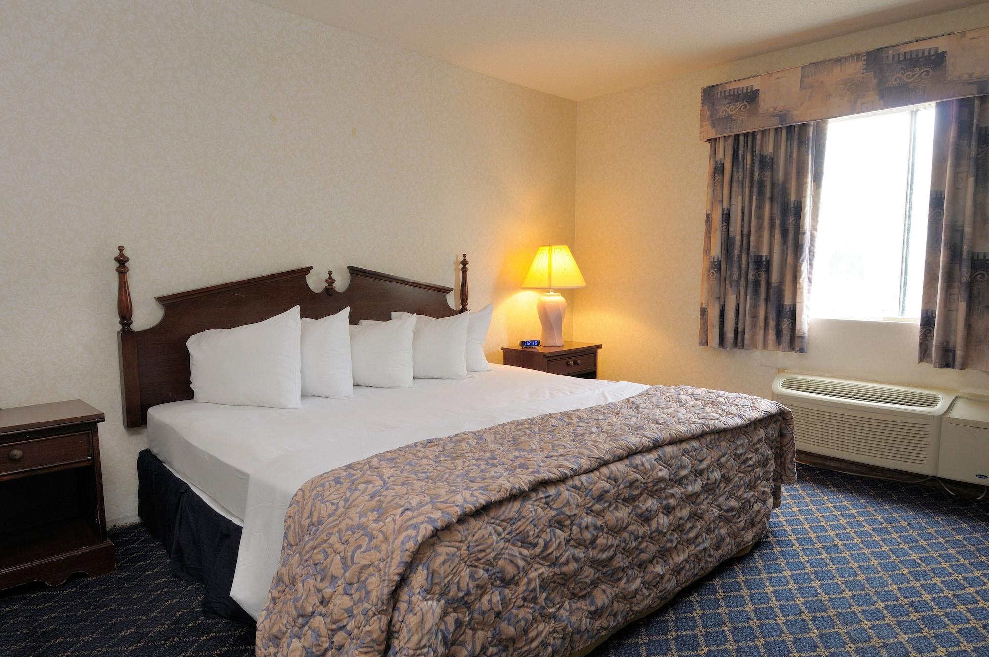 Regency Inn & Suites West Springfield Dış mekan fotoğraf