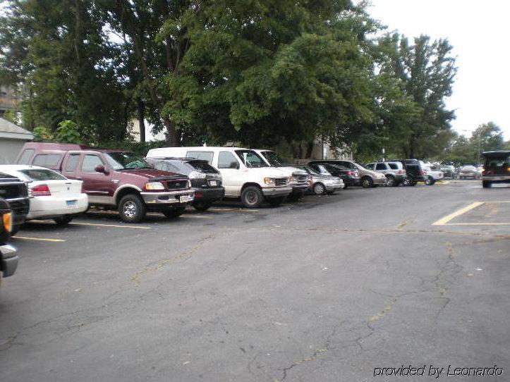 Regency Inn & Suites West Springfield Dış mekan fotoğraf